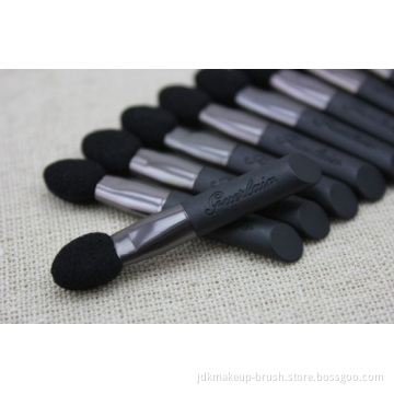 Eyeshadow Applicator With Rubber Handle 
